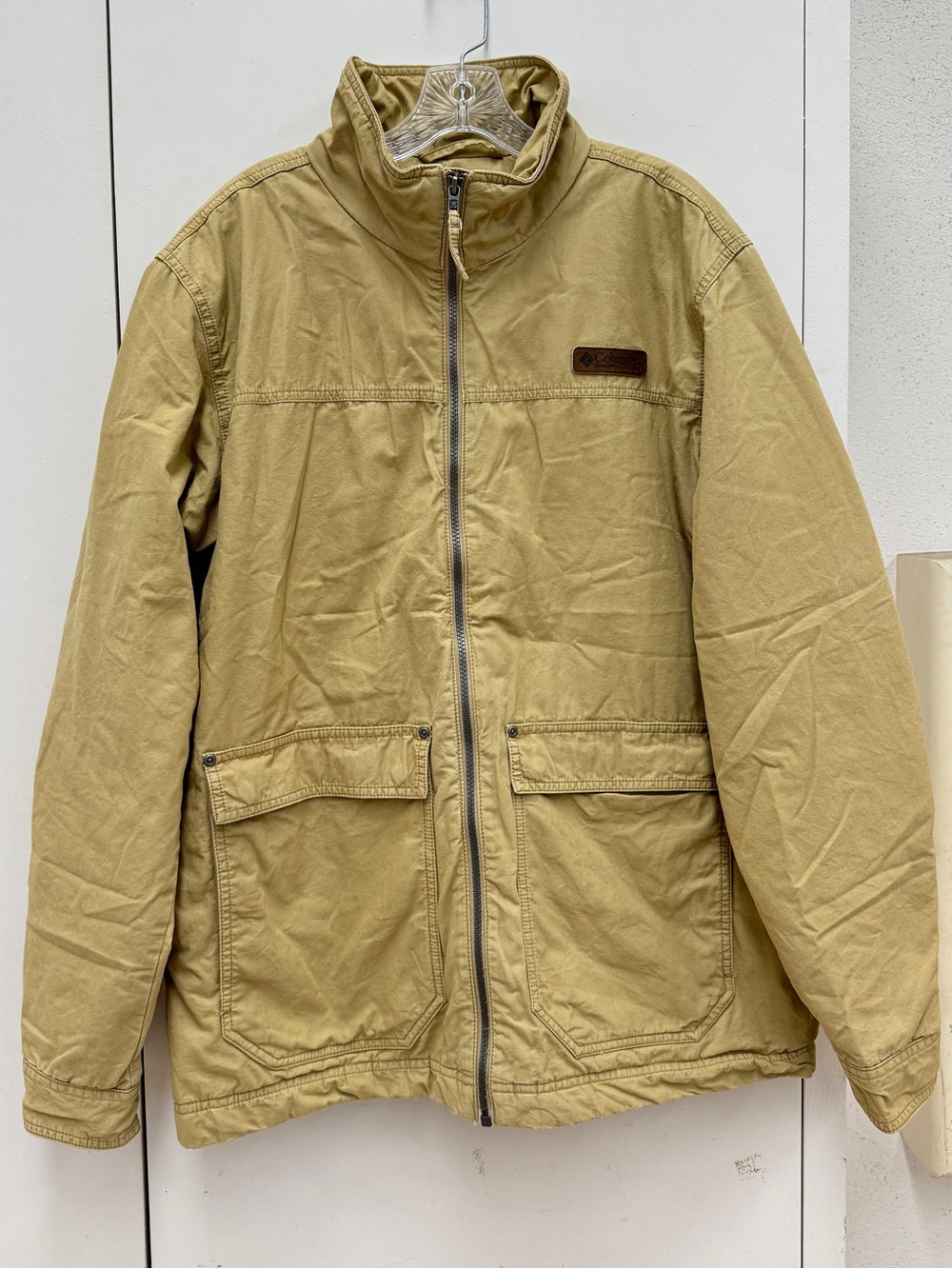 Columbia Sportswear Company Men's Chore Utility Zipper Jacket in Tan Khaki L